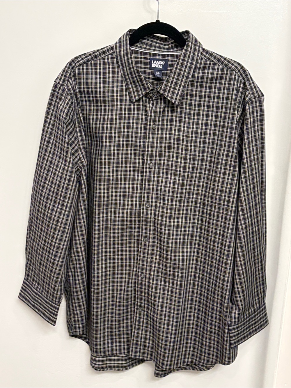 Lands' End Black and Gray Plaid Long-Sleeve Button-Down Shirt